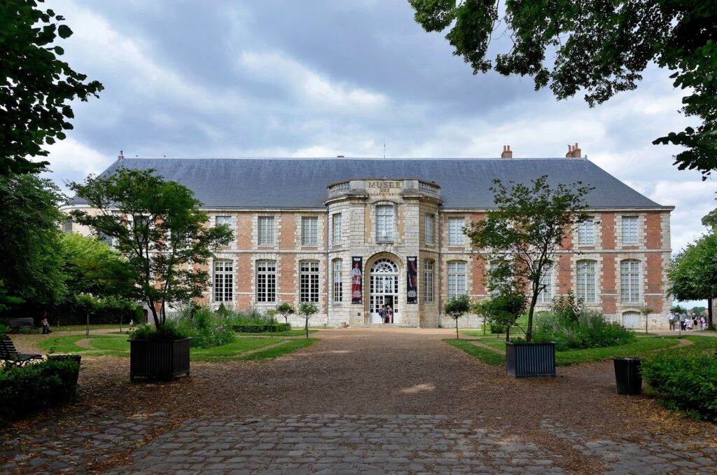 Chartres Eure et Loir Ancien palais episcopal Musee des Beaux Arts 47941528992